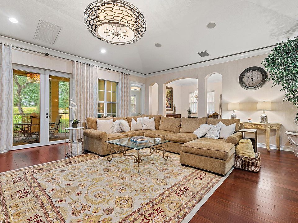 1st image of 355 Chambord Terrace