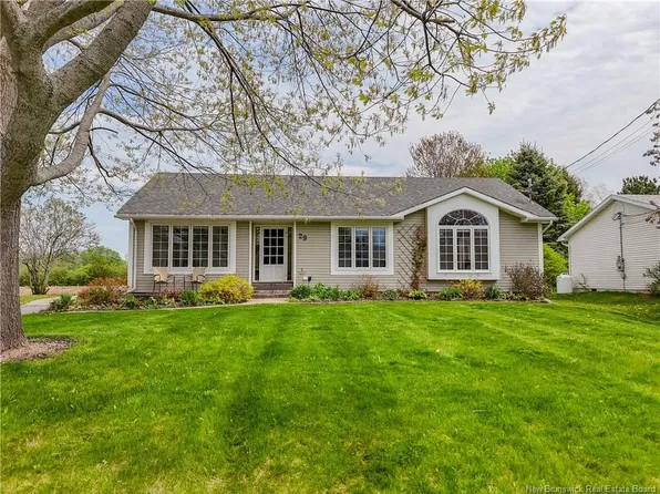 29 Oak Ct, Sussex, NB E4E 2L7