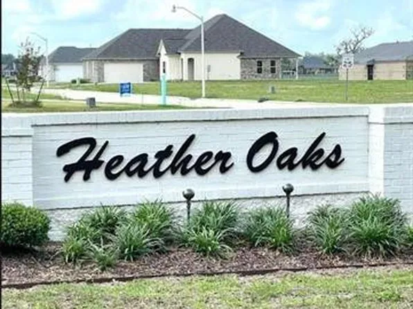 360 Sophia Dr, Luling, LA 70070