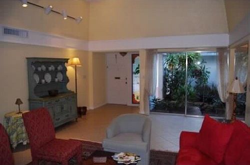 3rd image of 4914 Umbrella Tree Ln