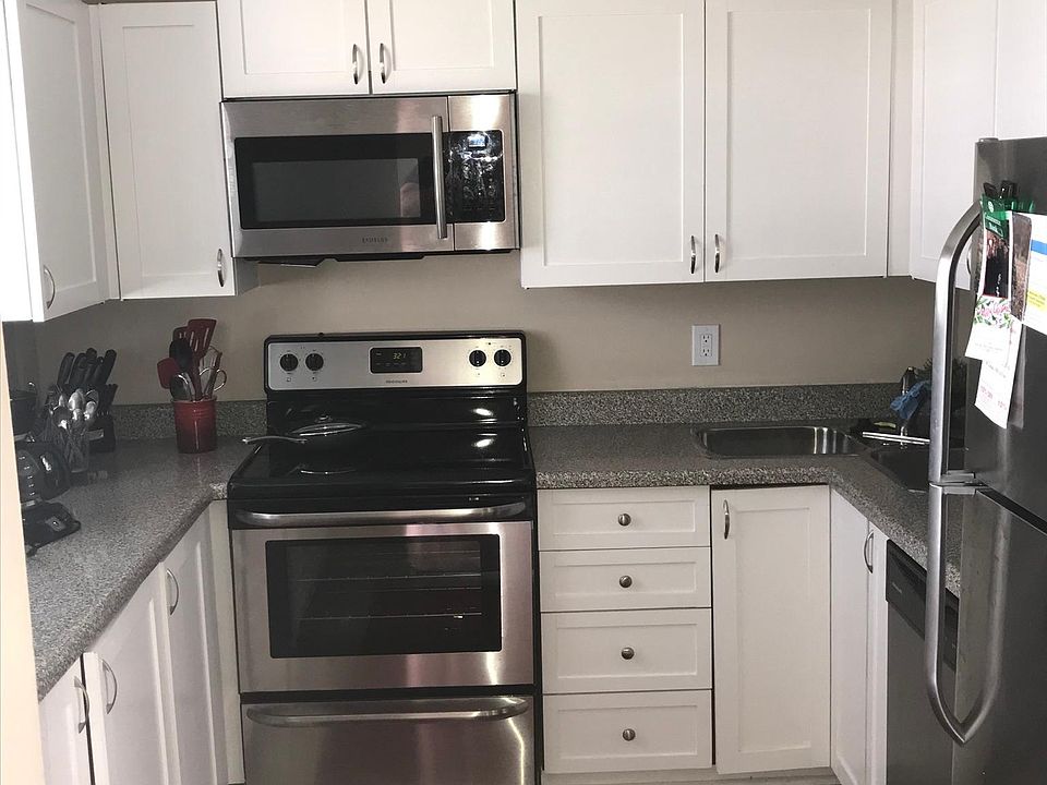 1st image of 9172 N Swan Cir
