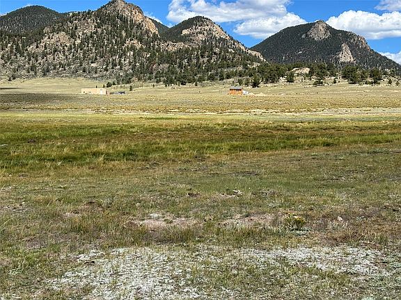 4th image of 11065 Larimer Road
