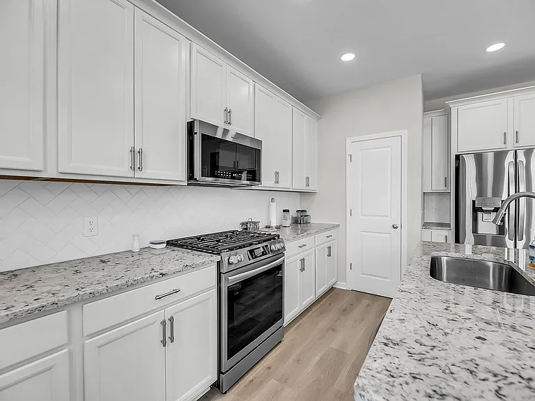 8713 Revival Rd — Photo 13