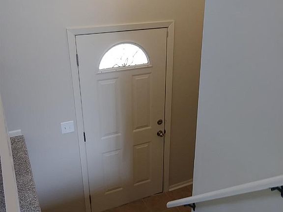 3rd image of 11529 Oak Cir