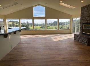 295 Tilton Rd, Sebastopol, CA 95472