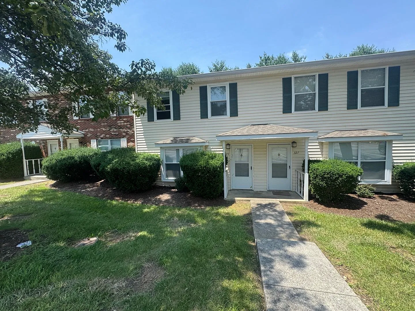 Blacksburg, 4 BR / 2.5 BA Available August 12 — Photo 1