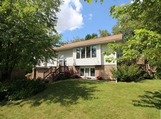 301 12th St, Proctor, MN 55810