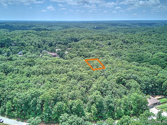 4th image of 21 Woodhall Ln #18