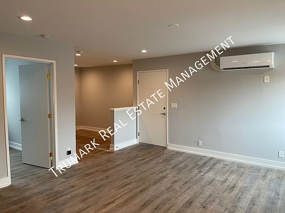 4th image of 4050 Bemis St #6