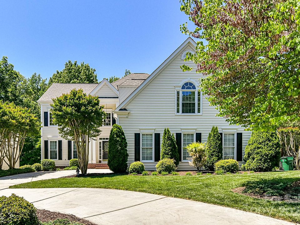 1st image of 3302 Twelve Oaks Pl