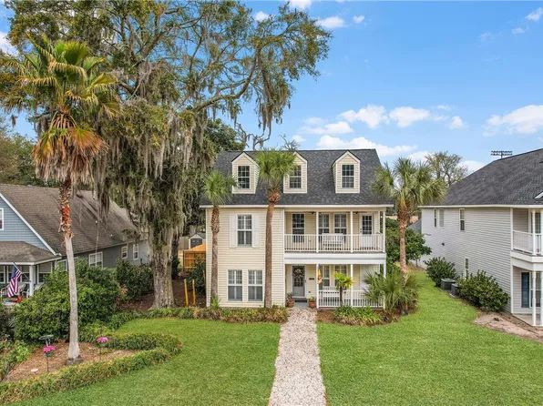 508 Fort King George Dr, Darien, GA 31305