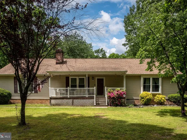 9110 Bunker Hill Rd, Fredericksburg, VA 22407