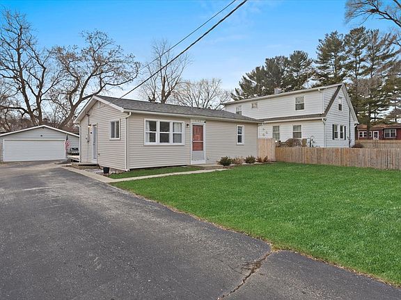 2nd image of 10103 W Ames Ave
