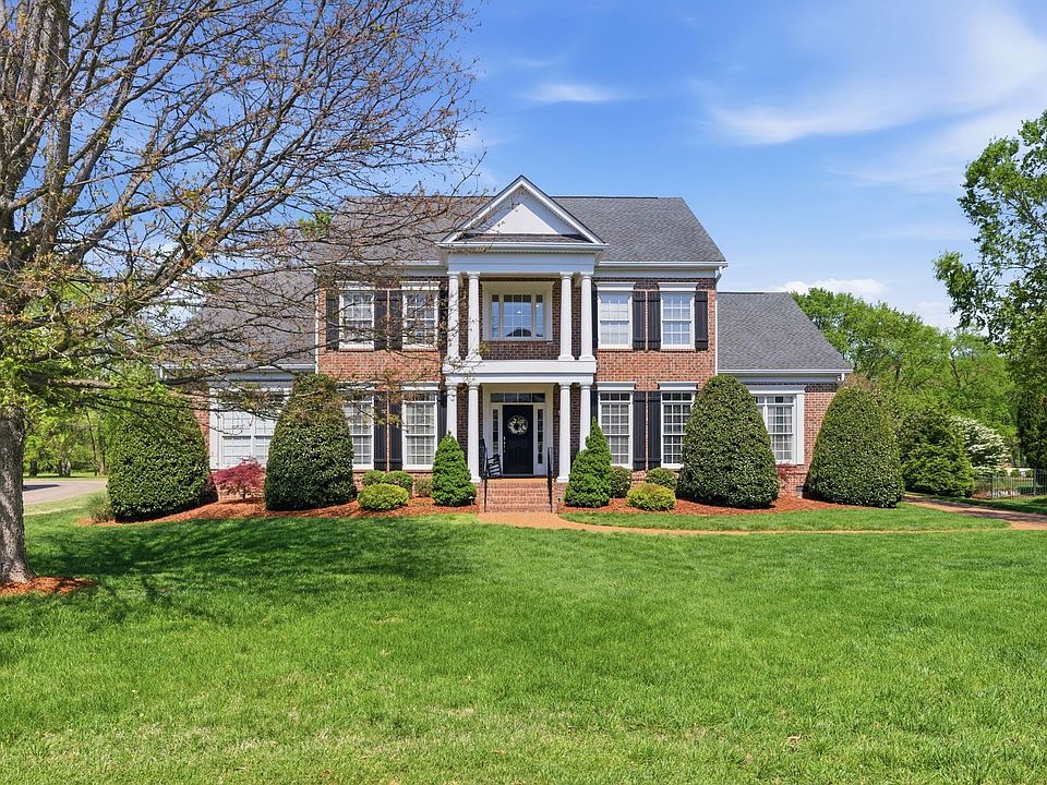 1st image of 327 Gillette Dr