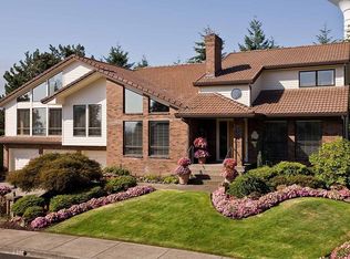19735 Suncrest Dr, West Linn, OR