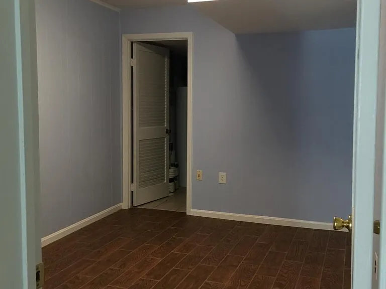Den/third bed room