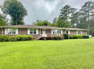 31 Quailwood Rd, Childersburg, AL 35044
