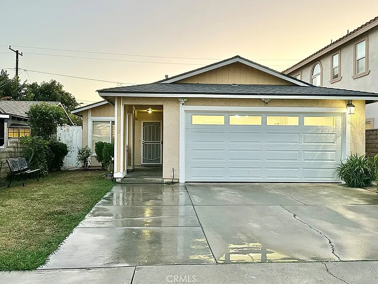 18113 Elaine Ave — Photo 1
