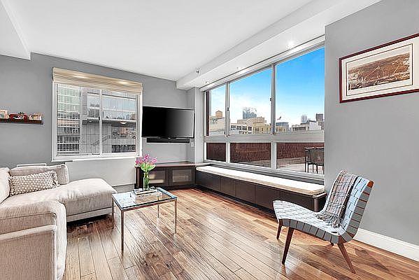 1st image of 555 W 23rd St APT N11g