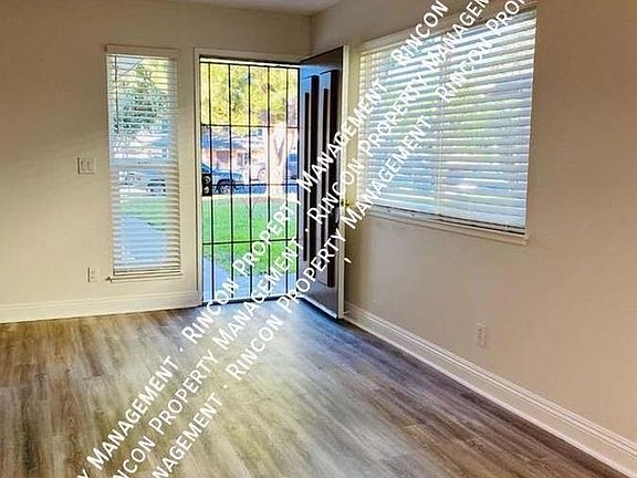 3rd image of 1130 Bryce Way