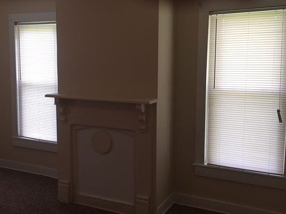2nd image of 404 Pearl St #A