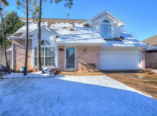 6035 Fox Run Way, Oklahoma City, OK 73142