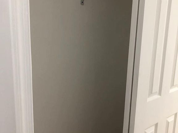 4th image of 36 Pebble Ln Floor 1