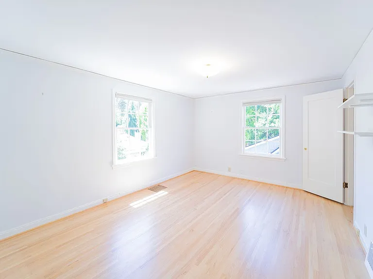 2840 SW Fern St — Photo 57