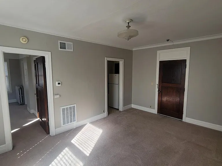 1214 W Sprague Ave #25 — Photo 4