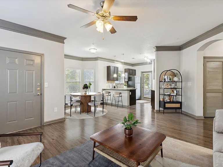 Habersham - 2 Bed / 2 Bath - 1,325 Sq.Ft.