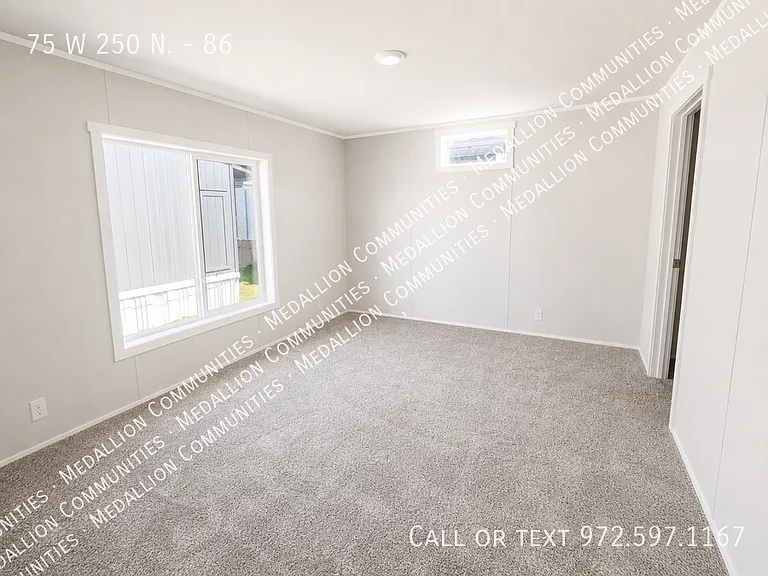75 W 250 N #86 — Photo 3