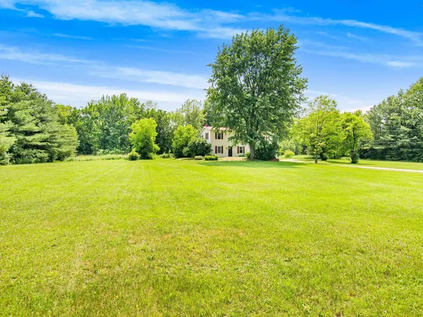 1093 Polly Hubbard Road, Georgia, VT 05478