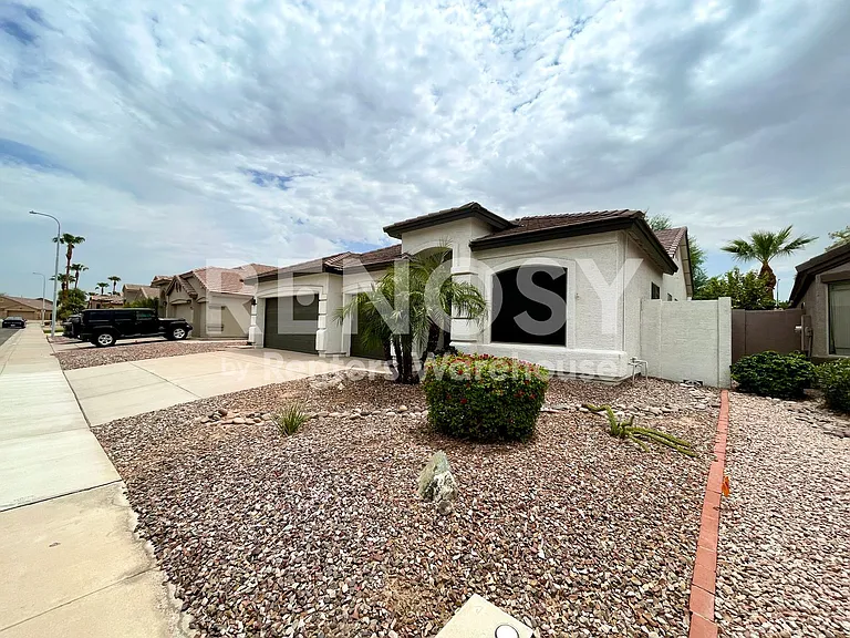 637 W Citrus Way — Photo 26