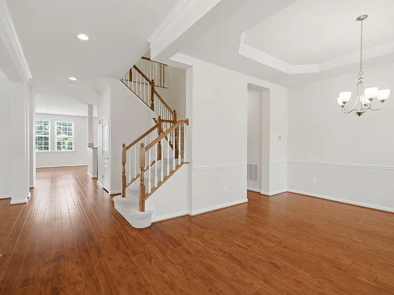 20920 Ashburn Heights Dr — Photo 3