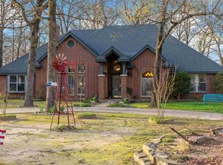 270 Red Oak Ln, Powderly, TX 75473