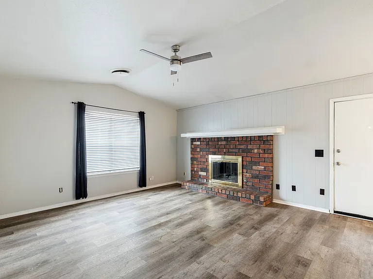 3220 E 47th St S — Photo 1