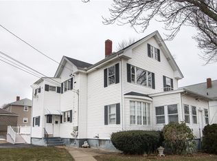 132 Ophelia St, Providence, RI 02909