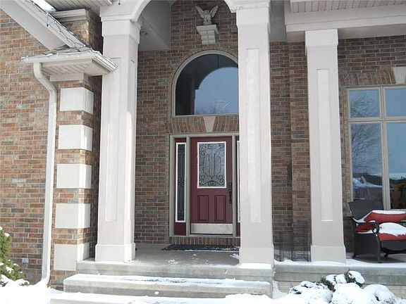 2nd image of 518 E St S