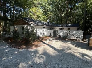 1409 Trailwood Dr, Raleigh, NC 27606