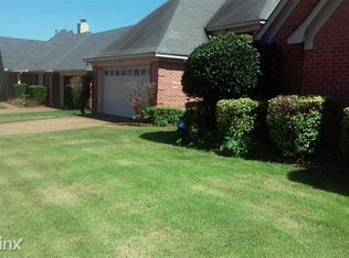 6843 Blue Lake Ln, Memphis, TN 38141