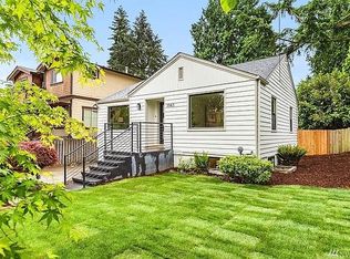 3543 NE 88th St, Seattle, WA 98115