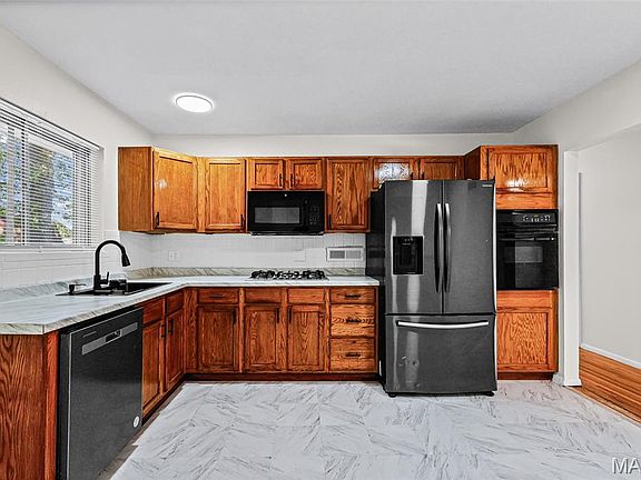 3rd image of 14 Tamma Ln