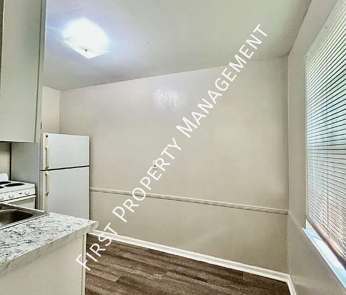 313 McBrien Rd #B — Photo 9