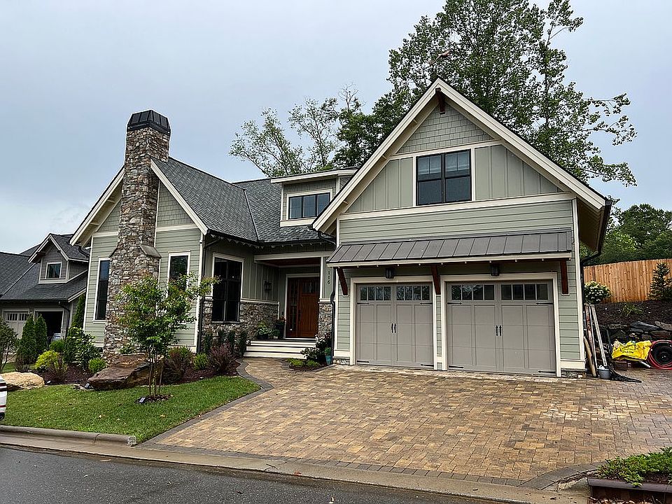 2nd image of 116 Creekside Valley Ln