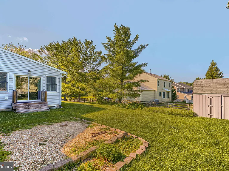 8301 Whitebark Ct — Photo 3