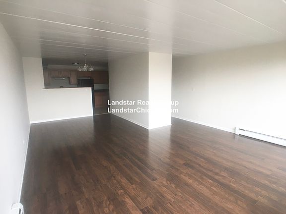 4th image of 6031 N Kenmore Ave APT 4A