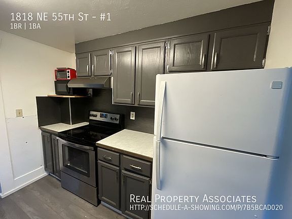 3rd image of 1818 NE 55th St #1