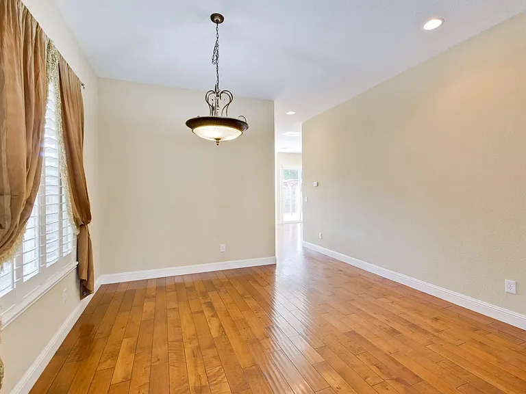 3027 Mousa Ct — Photo 31