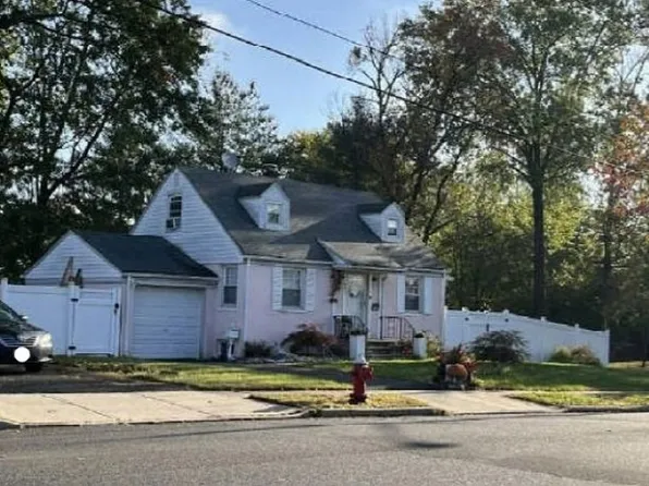 453 Brookside Dr, Roselle, NJ 07203