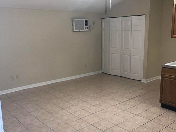 4th image of 1252 Donald St APT C